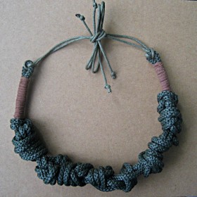 Колие Military 